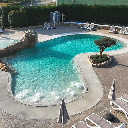 Agriturismo E Agricamping Le Nosare Valeggio sul Mincio Exteriér fotografie